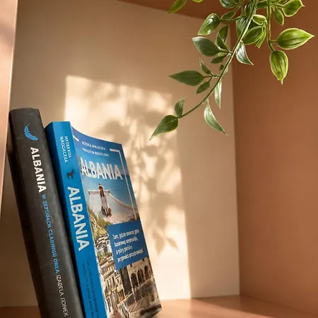 Sunkissed In Albania Apartamento